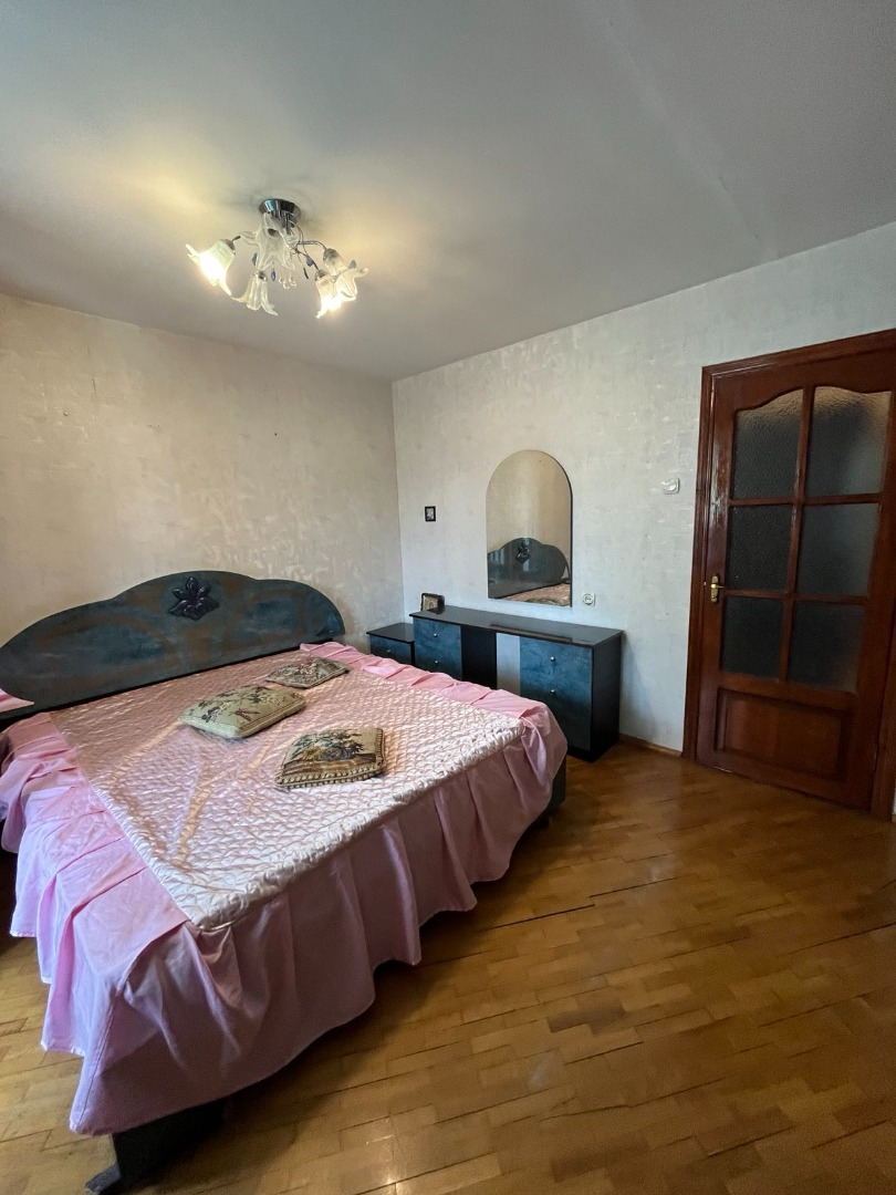 продажа трехкомнатной квартиры номер A-173229 в Приморском районе, фото номер 17
